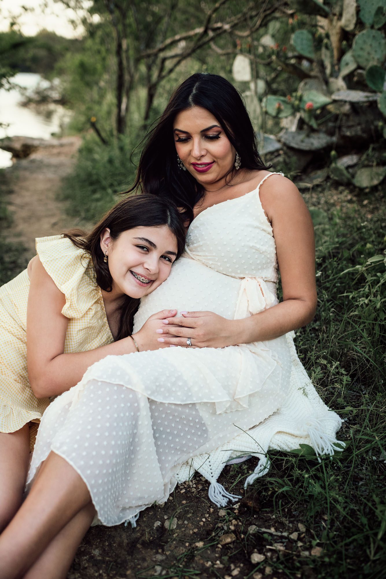 Pregnant mother and daughter sitting on blanket, San Antonio Maternity Photographer